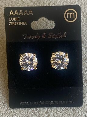 Sale! Gold-Plated AAAAA rated Cubic Zirconia Stud Earrings. New!